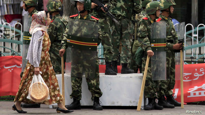 الموت على “كرسي النمر”.. الكشف عن أساليب مروعة للصين في تعذيب الأويغور