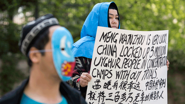 الدعوة إلى إطلاق سراح الأويغوري الكندي المحتجز من قبل الصين بعد إطلاق سراح “إثنين من المعتقلين الكنديين