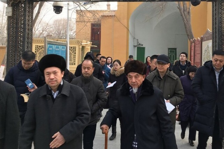 بكين تعترض على مشروع قرار “النواب الأمريكي” المتعلق بالأويغور