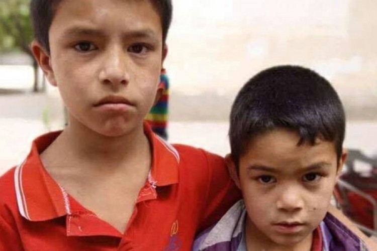 المئات من أطفال الأويغور محتجزون في “مدرسة مغلقة” في محافظة كاشغر