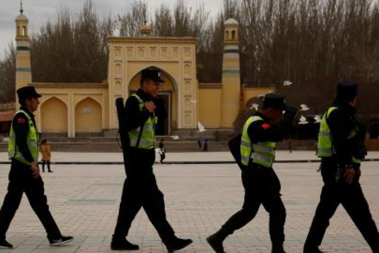 الصين متهمة باحتجاز مليون مسلم في «معسكرات سرية للتلقين السياسي»